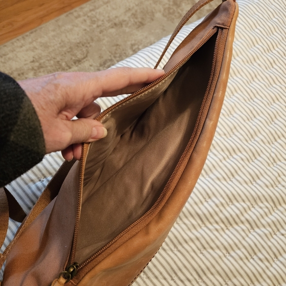 The Sak Leather and Canvas crossbody/sling bag. Carried once. - Picture 5 of 8